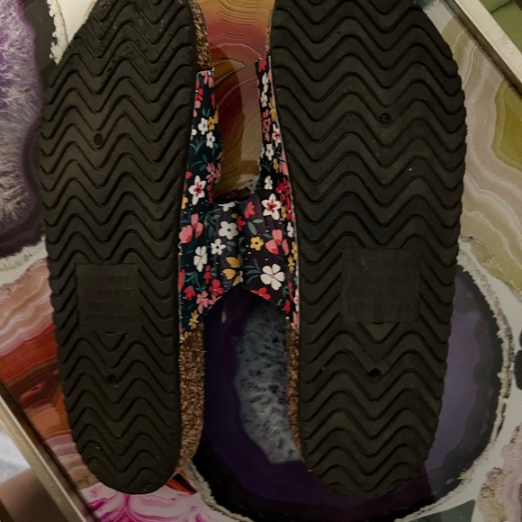 Floral Triple-Buckle Women’s Sandals - Black Floral - Picture 2 of 2